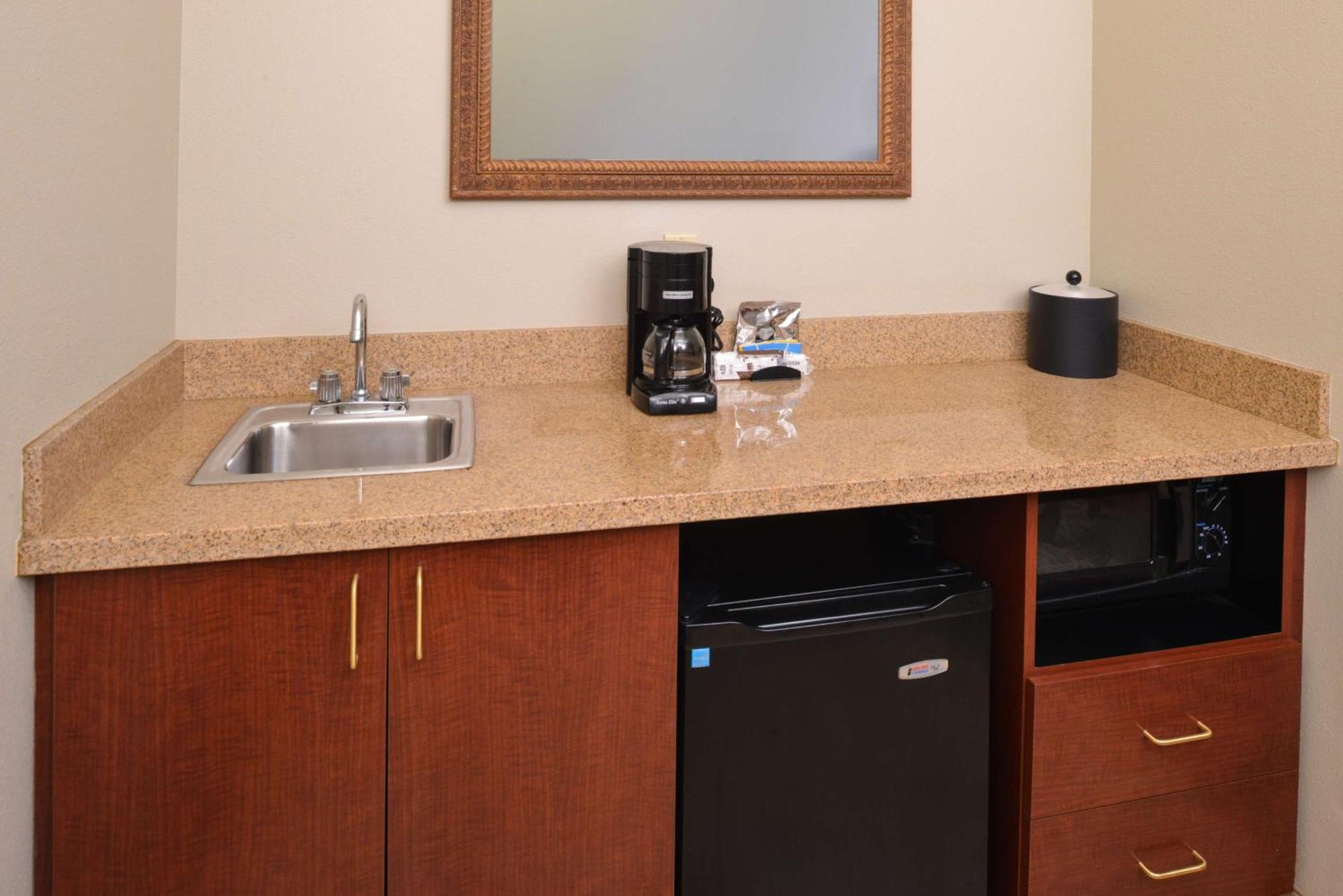 Hampton Inn By Hilton Litchfield מראה חיצוני תמונה