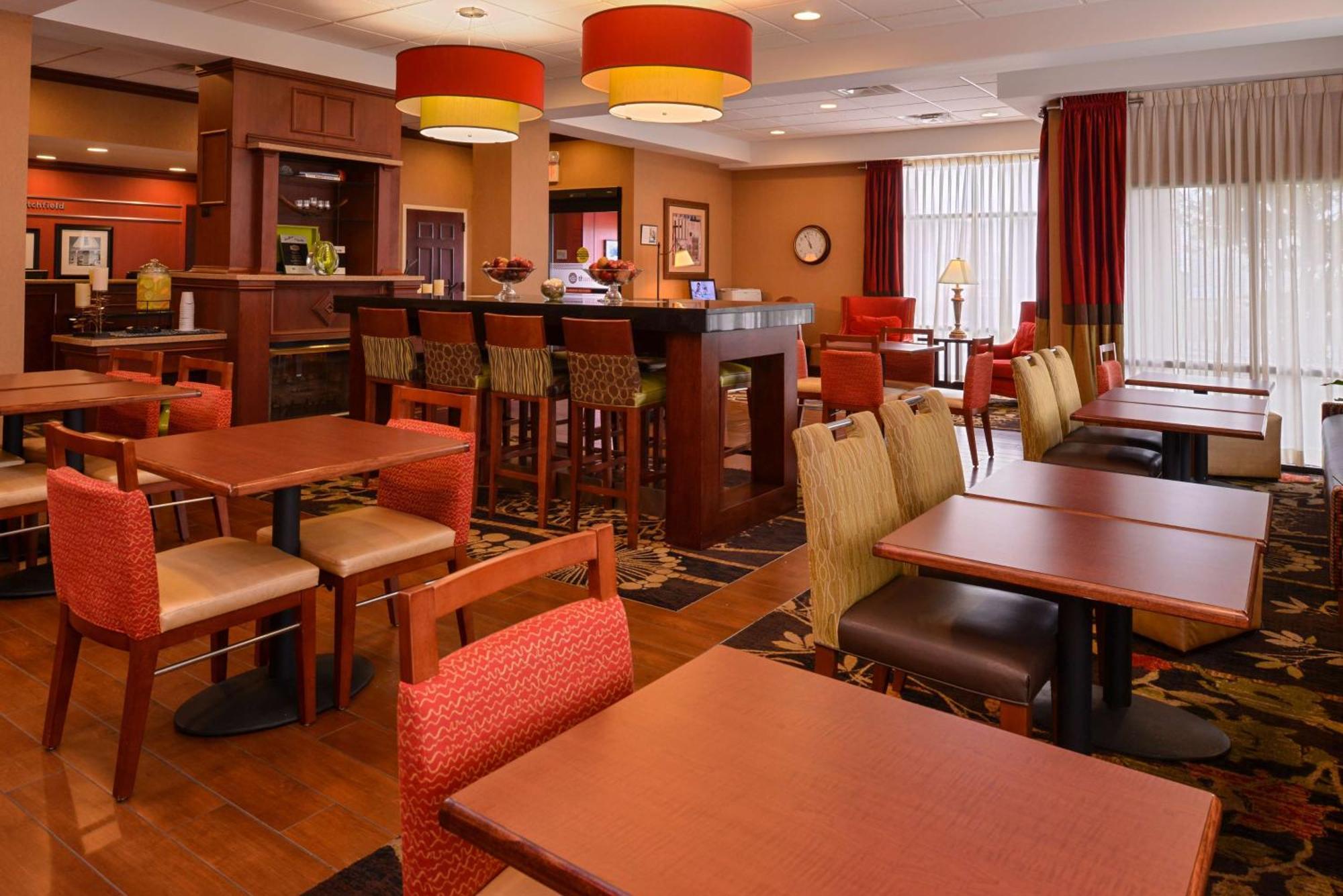 Hampton Inn By Hilton Litchfield מראה חיצוני תמונה