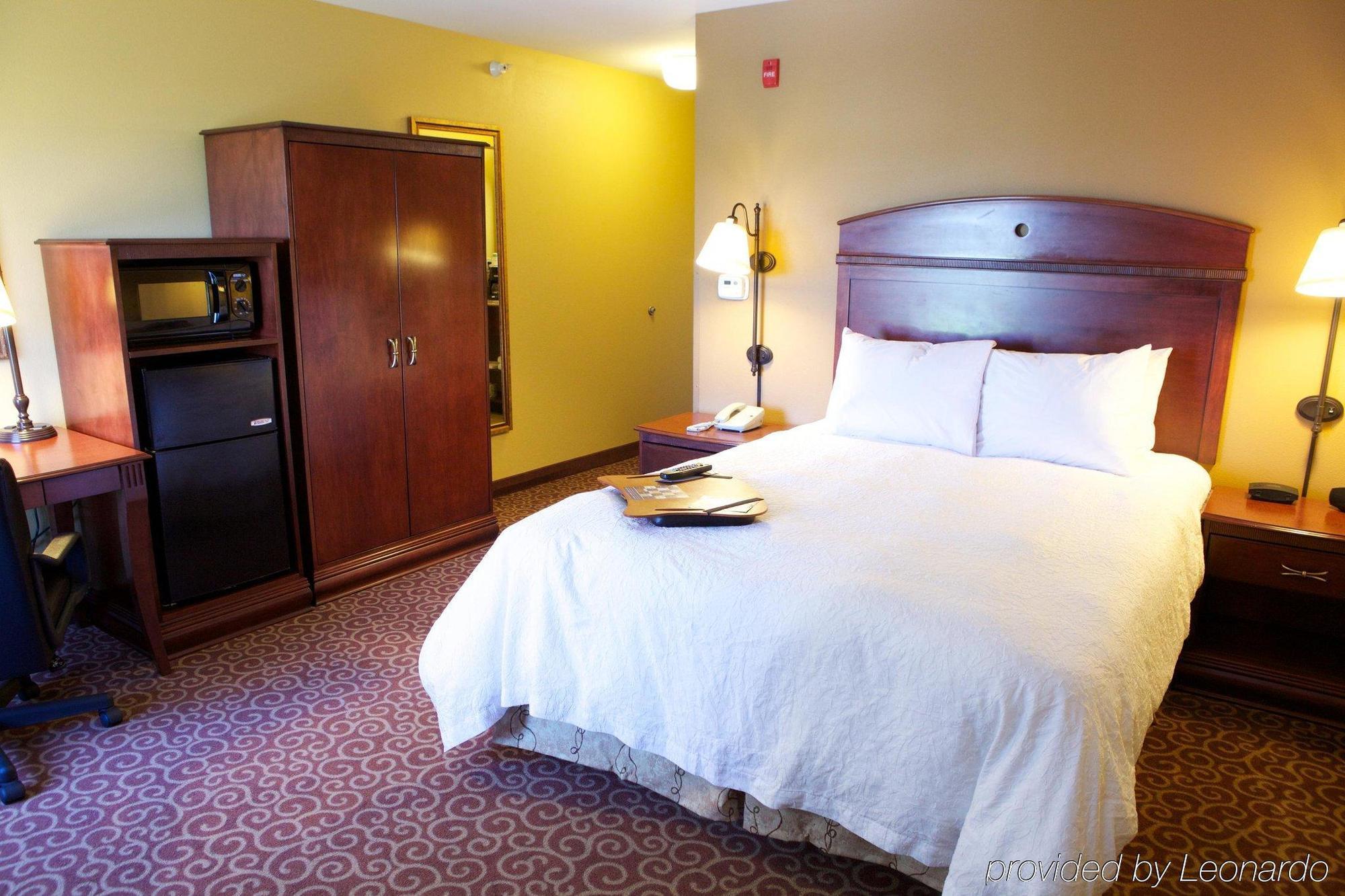 Hampton Inn By Hilton Litchfield מראה חיצוני תמונה